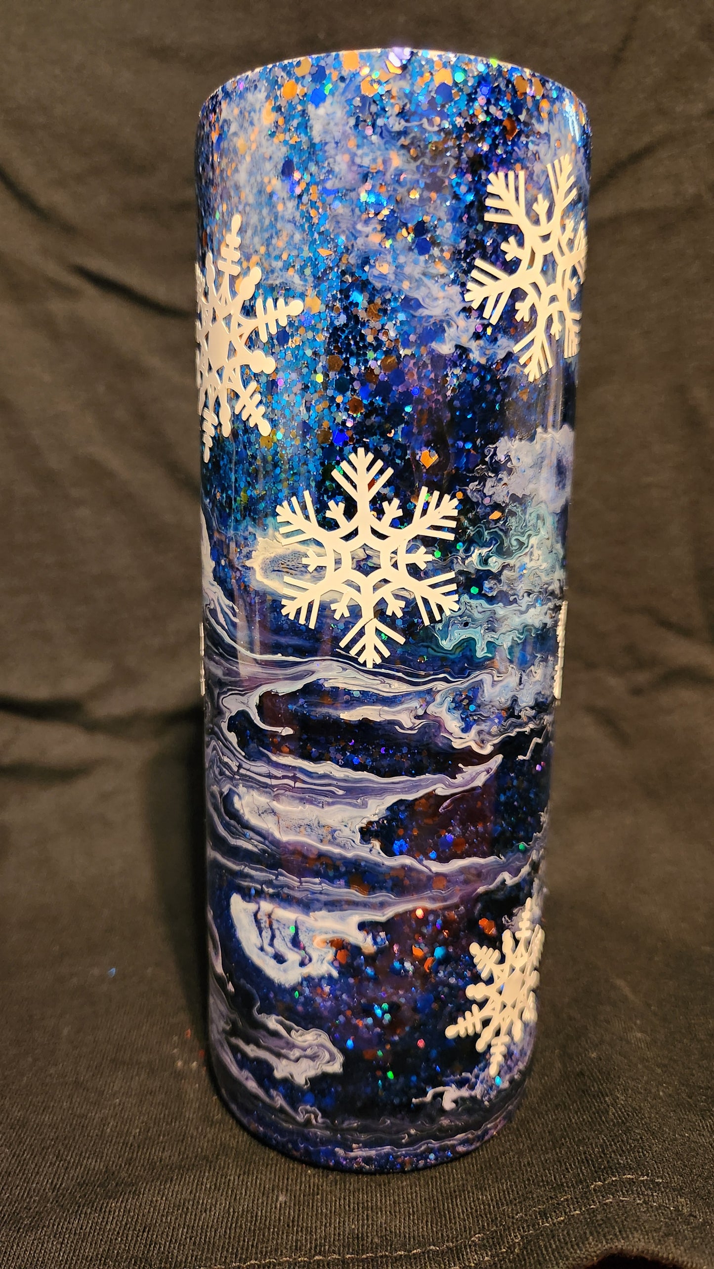 Blue & White Snowflake Epoxy Tumbler