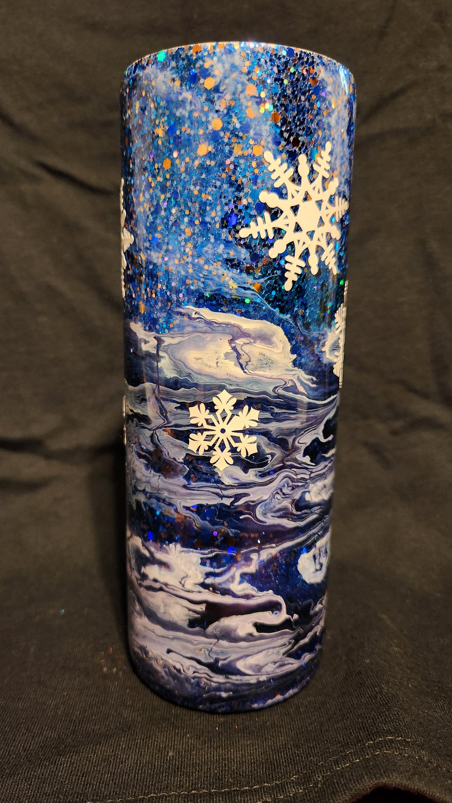 Blue & White Snowflake Epoxy Tumbler