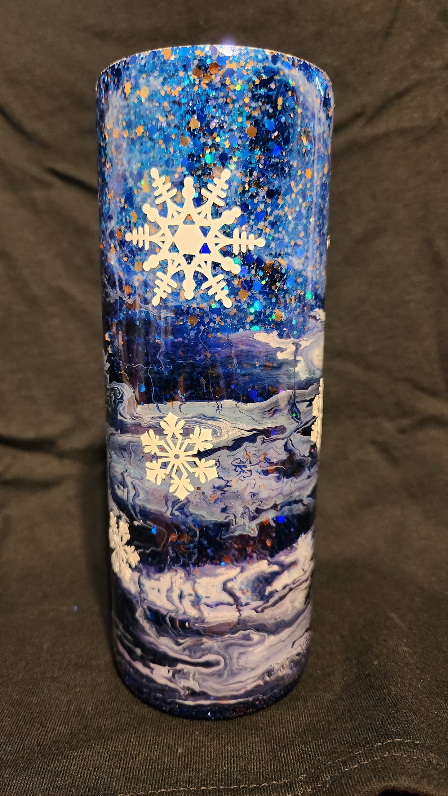 Blue & White Snowflake Epoxy Tumbler